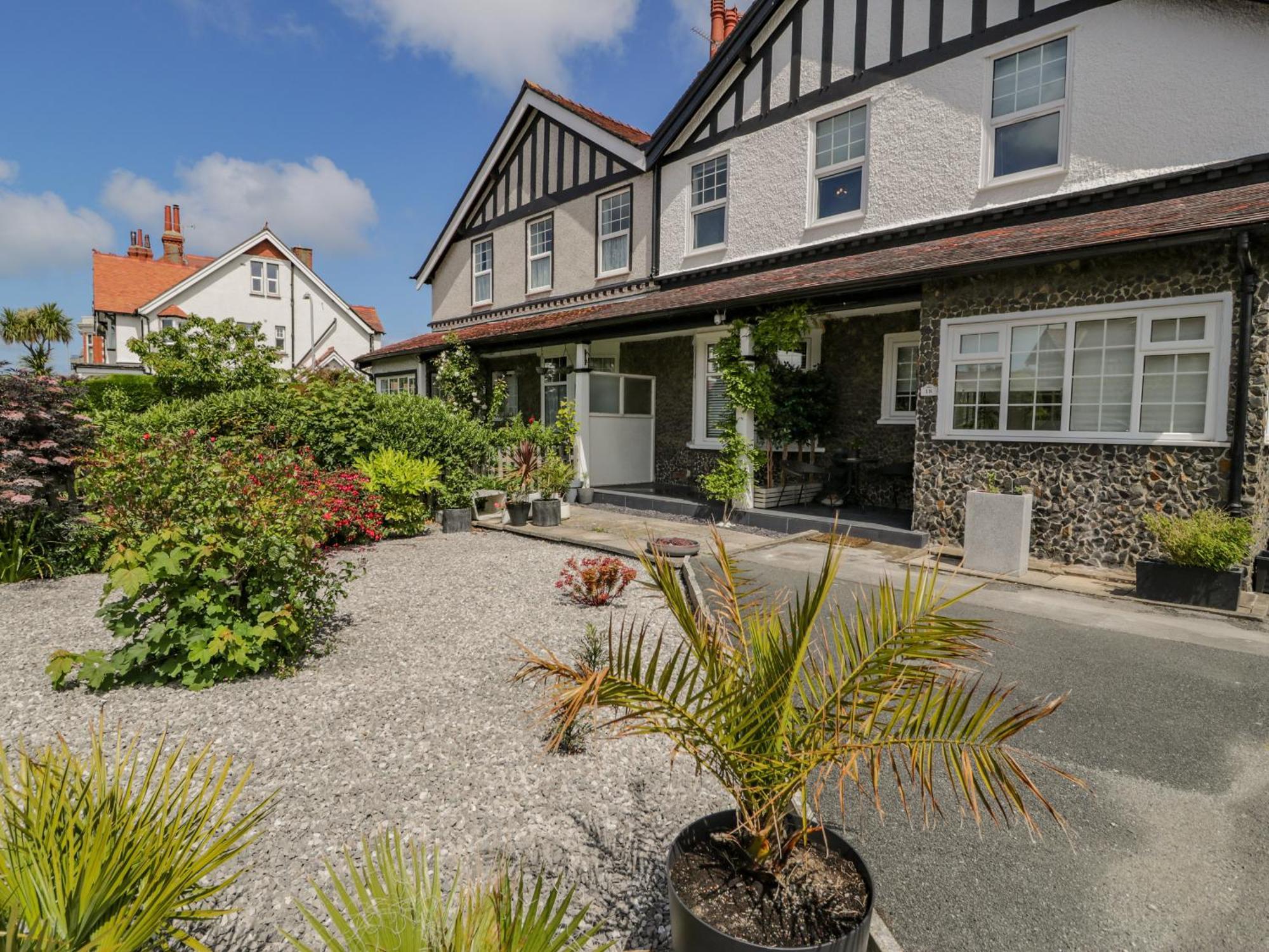 18 Tyn Celyn Apartment Llandudno Exterior foto